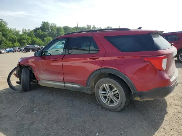 1FMSK8DH6NGA01827 2022 FORD EXPLORER - Image 2