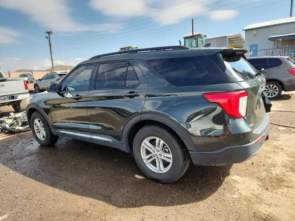 1FMSK8DH6NGA14917 2022 FORD EXPLORER - Image 2
