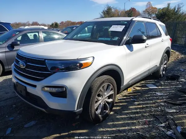 1FMSK8DH6NGA18966 2022 FORD EXPLORER - Image 2