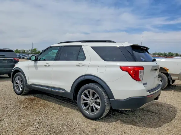 1FMSK8DH6NGA47206 2022 FORD EXPLORER - Image 2