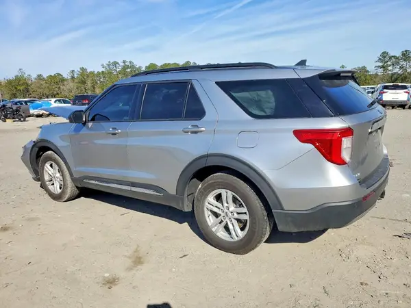 1FMSK8DH6NGA65303 2022 FORD EXPLORER - Image 2