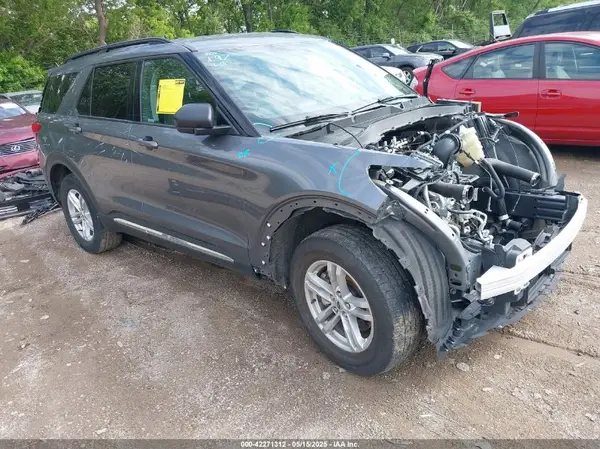 1FMSK8DH6NGA69352 2022 FORD EXPLORER - Image 1