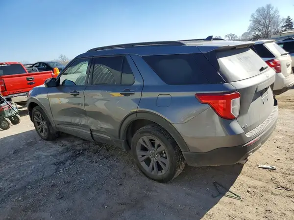 1FMSK8DH6NGA70792 2022 FORD EXPLORER - Image 2