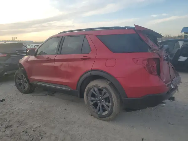 1FMSK8DH6NGA83302 2022 FORD EXPLORER - Image 2