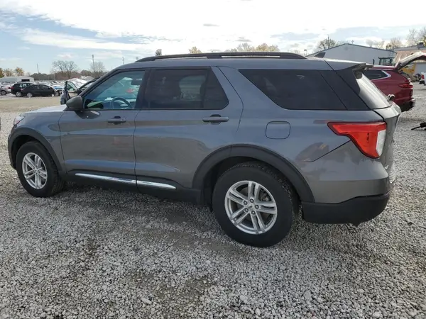 1FMSK8DH6NGA96843 2022 FORD EXPLORER - Image 2