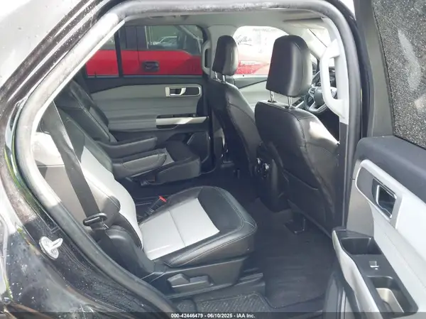 1FMSK8DH6NGB45376 2022 FORD EXPLORER - Image 8