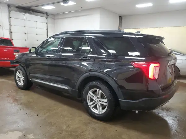 1FMSK8DH6NGB74845 2022 FORD EXPLORER - Image 2