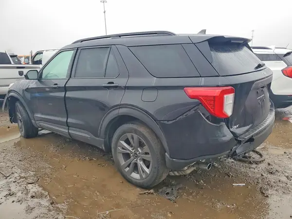 1FMSK8DH6NGC04619 2022 FORD EXPLORER - Image 2