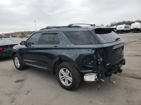 1FMSK8DH6NGC09822 2022 FORD EXPLORER - Image 2