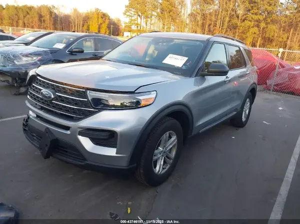 1FMSK8DH6NGC41475 2022 FORD EXPLORER - Image 2