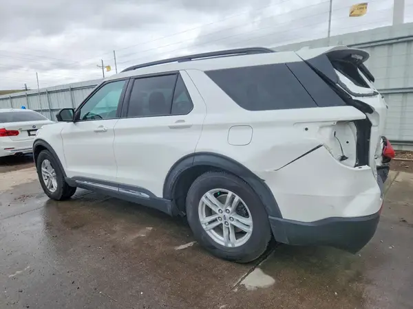 1FMSK8DH6PGA45832 2023 FORD EXPLORER - Image 2