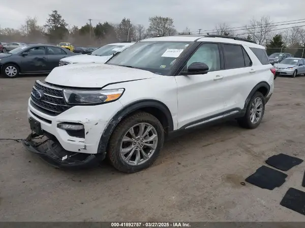 1FMSK8DH6PGA78832 2023 FORD EXPLORER - Image 2