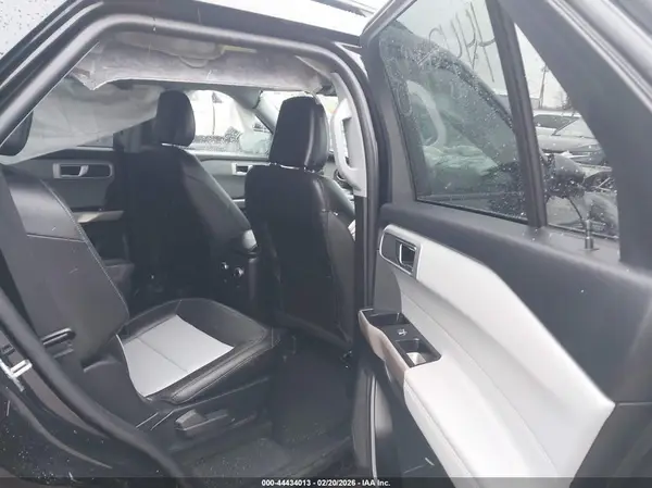 1FMSK8DH6PGA98093 2023 FORD EXPLORER - Image 8