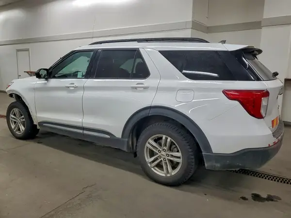 1FMSK8DH6PGB43369 2023 FORD EXPLORER - Image 2