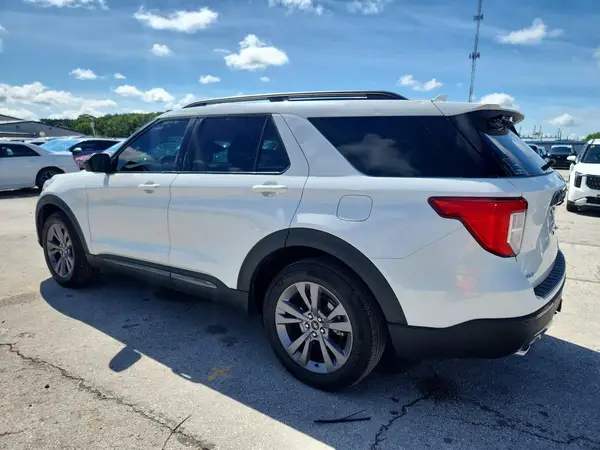 1FMSK8DH6PGB79482 2023 FORD EXPLORER - Image 2