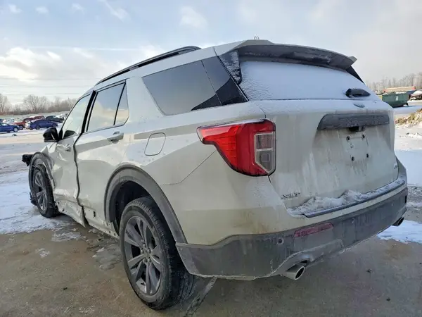 1FMSK8DH6PGB96542 2023 FORD EXPLORER - Image 2
