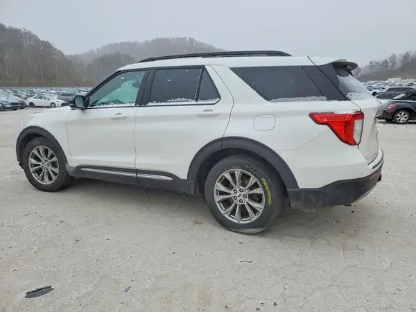1FMSK8DH6PGC28437 2023 FORD EXPLORER - Image 2