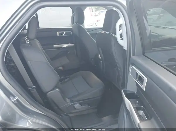 1FMSK8DH6RGA19279 2024 FORD EXPLORER - Image 8