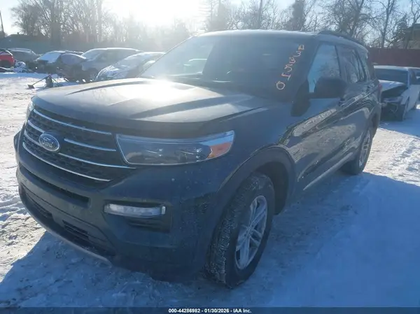 1FMSK8DH6RGA33540 2024 FORD EXPLORER - Image 2