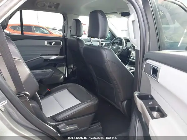 1FMSK8DH6RGA37796 2024 FORD EXPLORER - Image 8