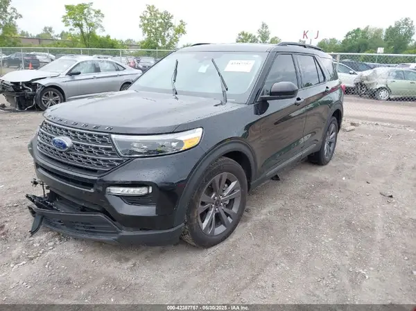 1FMSK8DH6RGA89249 2024 FORD EXPLORER - Image 2