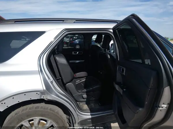 1FMSK8DH7MGA50226 2021 FORD EXPLORER - Image 8