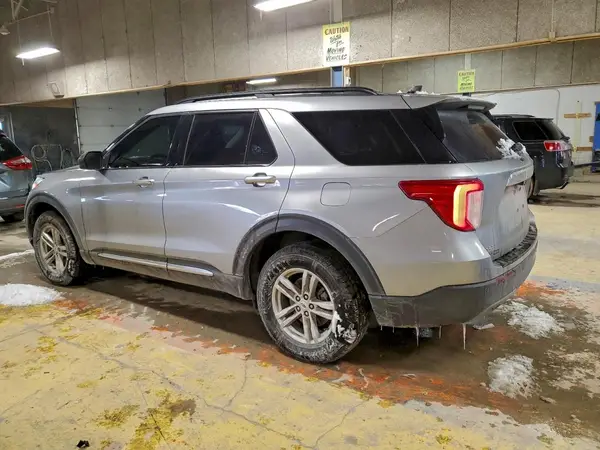 1FMSK8DH7MGA69570 2021 FORD EXPLORER - Image 2