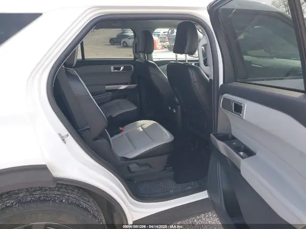 1FMSK8DH7MGC10993 2021 FORD EXPLORER - Image 8