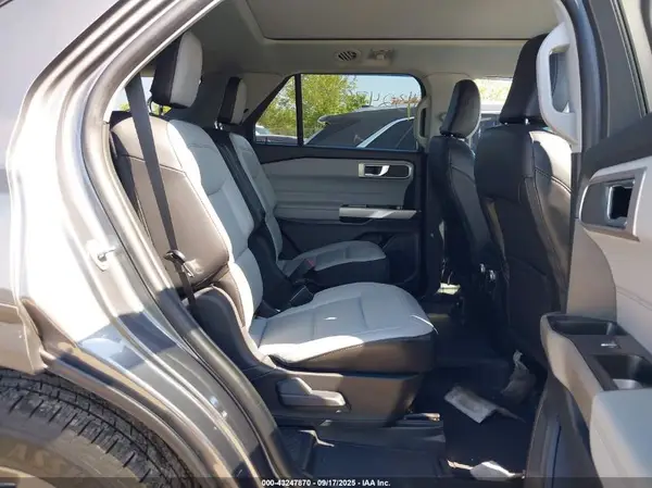 1FMSK8DH7MGC47400 2021 FORD EXPLORER - Image 8