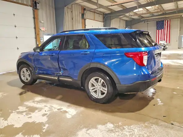 1FMSK8DH7NGA00718 2022 FORD EXPLORER - Image 2