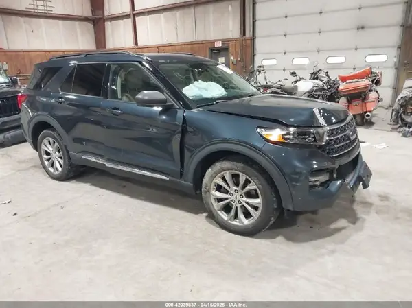 1FMSK8DH7NGA10827 2022 FORD EXPLORER - Image 1