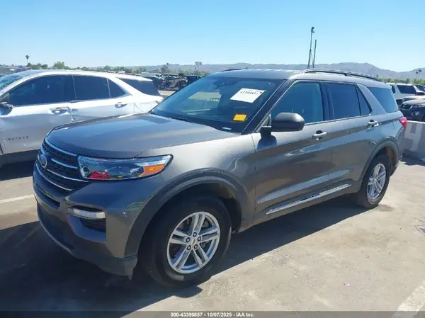 1FMSK8DH7NGA13338 2022 FORD EXPLORER - Image 2