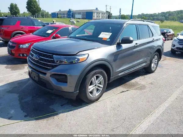 1FMSK8DH7NGA18703 2022 FORD EXPLORER - Image 2