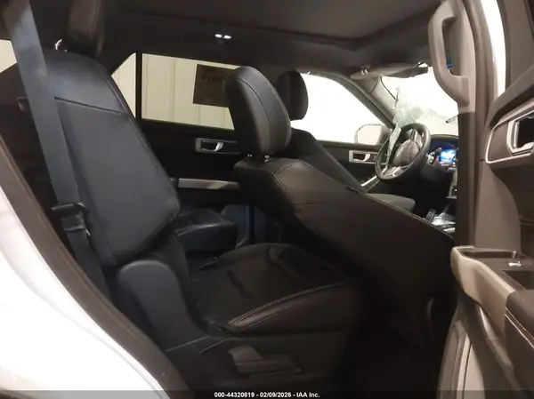 1FMSK8DH7NGA23027 2022 FORD EXPLORER - Image 8