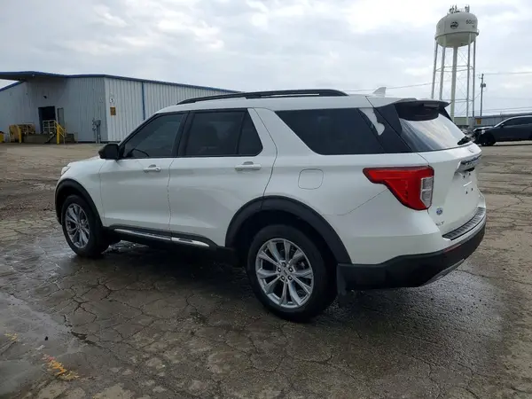 1FMSK8DH7NGA67299 2022 FORD EXPLORER - Image 2