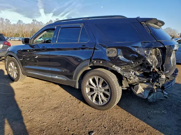 1FMSK8DH7NGA74057 2022 FORD EXPLORER - Image 2