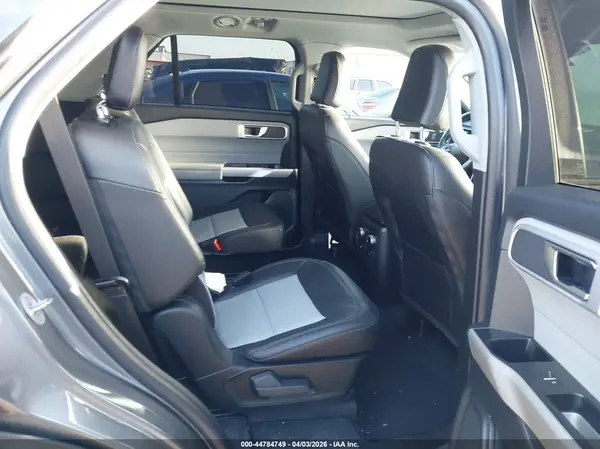 1FMSK8DH7NGB16971 2022 FORD EXPLORER - Image 8