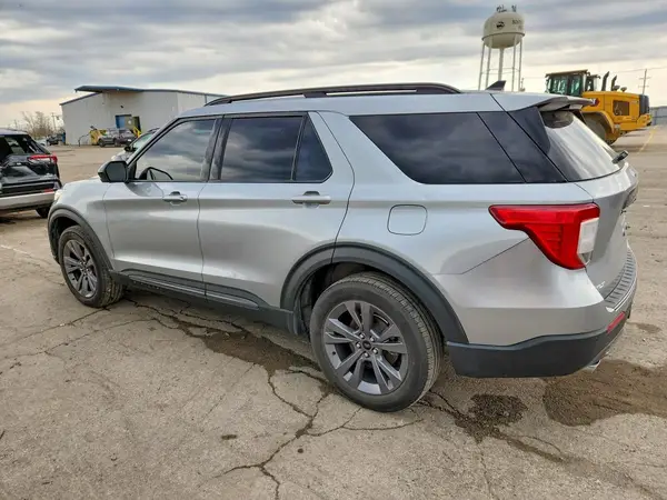 1FMSK8DH7NGB66642 2022 FORD EXPLORER - Image 2