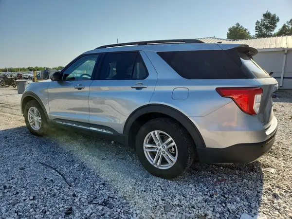 1FMSK8DH7NGB97521 2022 FORD EXPLORER - Image 2