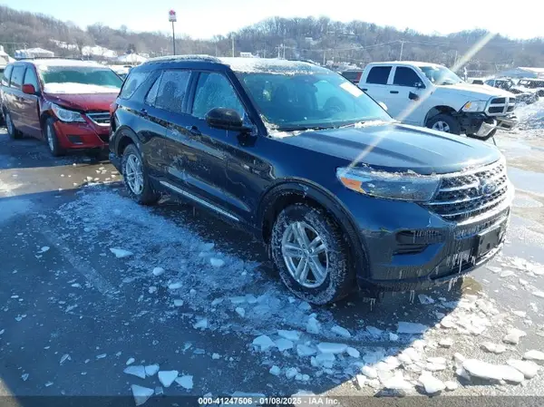 1FMSK8DH7NGC45695 2022 FORD EXPLORER - Image 1