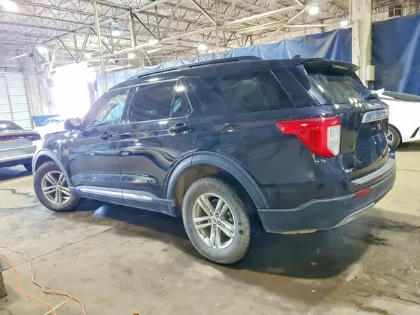 1FMSK8DH7NGC45793 2022 FORD EXPLORER - Image 2