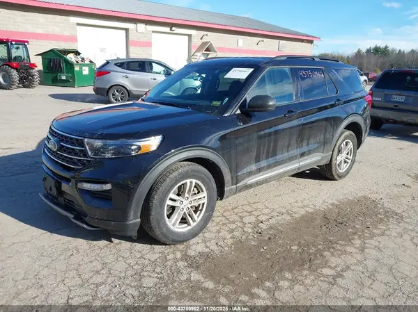 1FMSK8DH7PGC43383 2023 FORD EXPLORER - Image 2