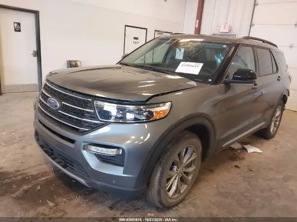 1FMSK8DH7RGA17458 2024 FORD EXPLORER - Image 2