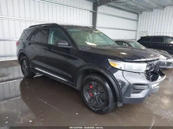 1FMSK8DH7RGA32154 2024 FORD EXPLORER - Image 1