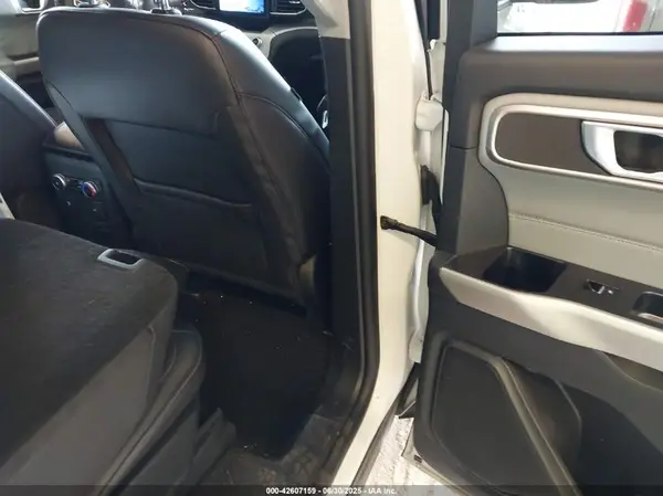 1FMSK8DH7RGA63405 2024 FORD EXPLORER - Image 8