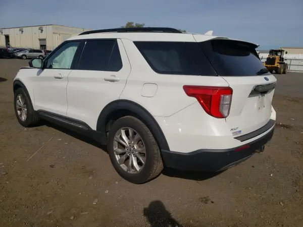 1FMSK8DH8MGA00533 2021 FORD EXPLORER - Image 2