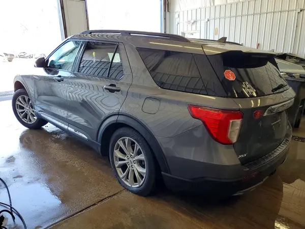 1FMSK8DH8MGA13668 2021 FORD EXPLORER - Image 2