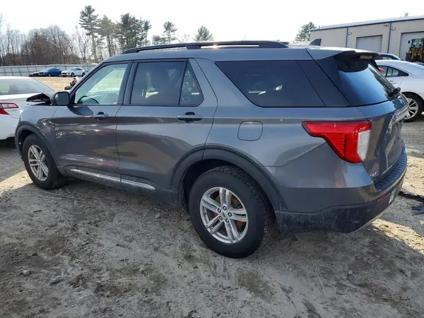 1FMSK8DH8MGA35976 2021 FORD EXPLORER - Image 2