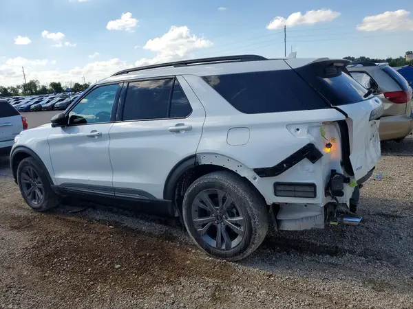 1FMSK8DH8MGA38599 2021 FORD EXPLORER - Image 2