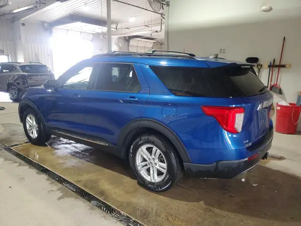 1FMSK8DH8MGA48551 2021 FORD EXPLORER - Image 2
